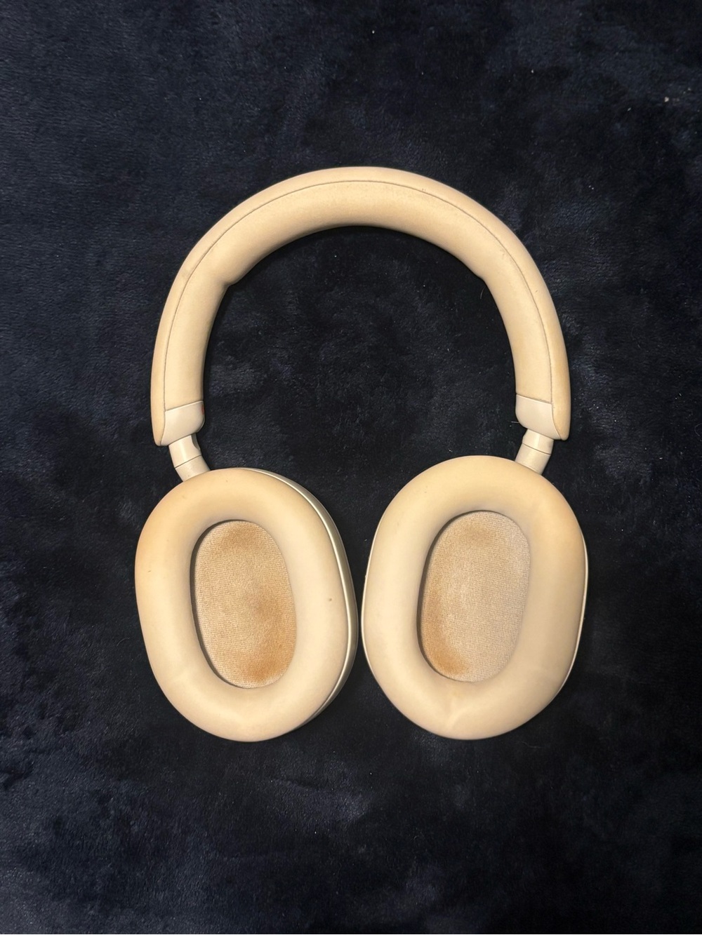 Sony Over-Ear Wireless Headphones — Beige - Picture 6 of 7